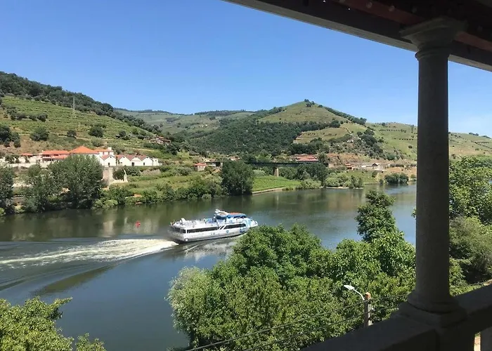 Historic Douro Valley Quinta Holiday home